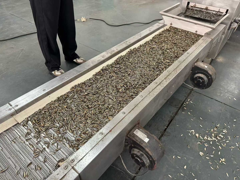 全自動(dòng)炒瓜子機(jī)